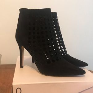 Aldo circeo caged booties excellent condition